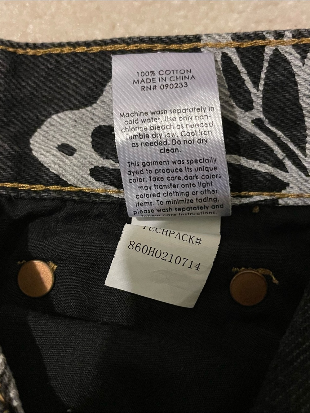 PACSUN butterfly cropped jeans-size 24 like new - Picture 8 of 9